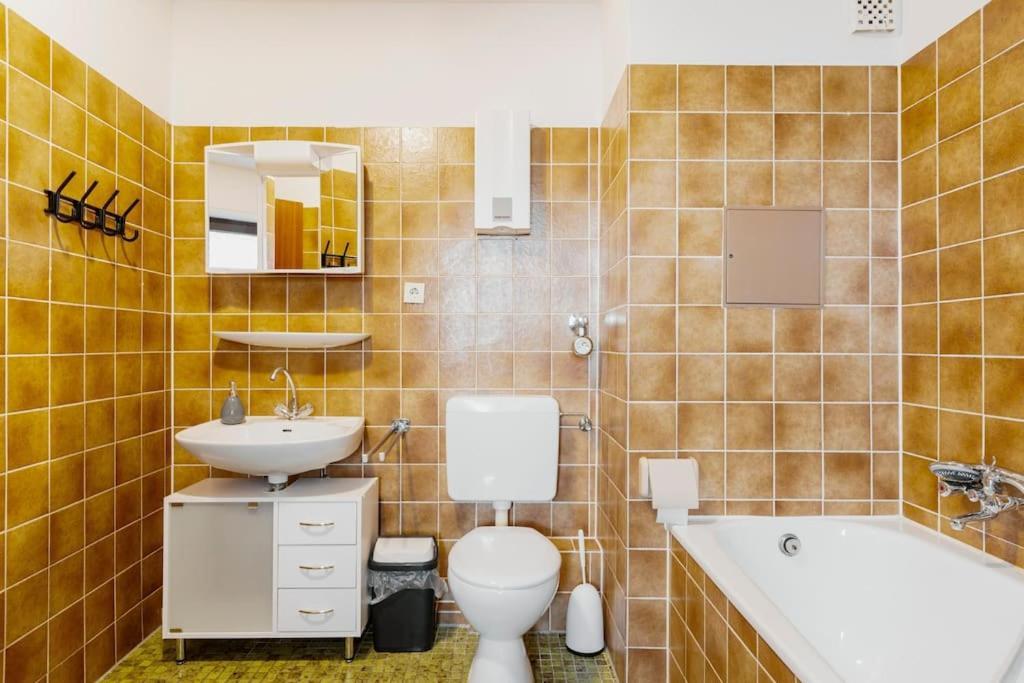 Malidu Apartment Krefeld Duesseldorf エクステリア 写真